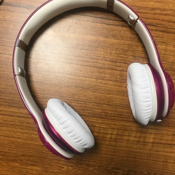 Dre Beats Solo Pink - Picture 1 of 5
